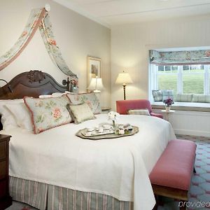 One-Bedroom Cottage